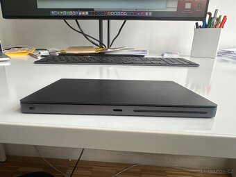 Apple Magic Trackpad 3 Space Gray (Black) - 4
