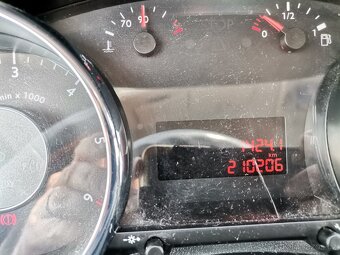 Peugeot 3008 1.6 - 4