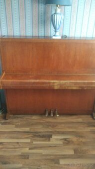 piano August forster - 4