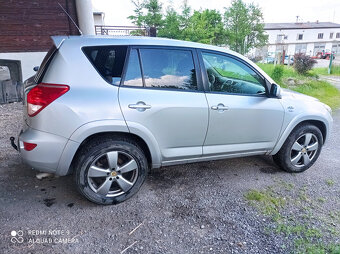 Prodam Toyotu Rav 4 - 4