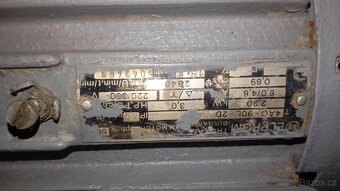 motor 3f Elprom 220/380V/2,2kW/2840ot./min patkový - 4