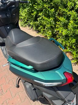 Prodám skútr Maxon Optimus 125 – pouze 2900 km - 4