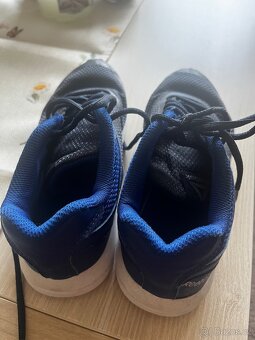 Lehke sportovni botky belikost 35 - 4