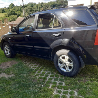 Kia Sorento - 4