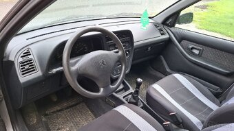 Peugeot 307 r.1997 - 4