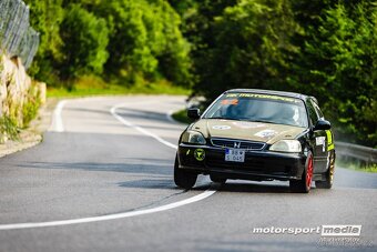 Predám Hondu Civic 6g K20 závodný špeciál - 4