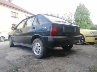 2x Lancia Delta 1.6 HF Turbo - 4