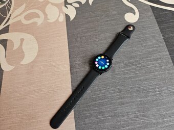 Chytré hodinky Samsung Galaxy Watch Active2 40mm černé - 4