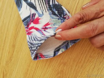 dámské šaty vel. 36/38 - 4