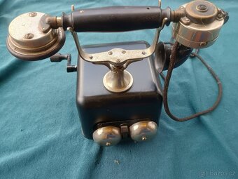 Starý telefon - 4