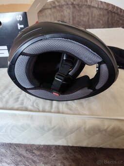 Helma na motorku. - 4