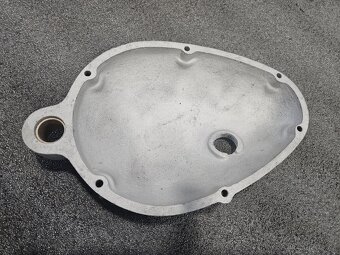 JAWA ROBOT  Víko - 4