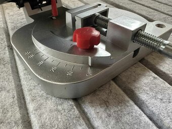 Mini stolní rozbrušovací pila (523) - 4