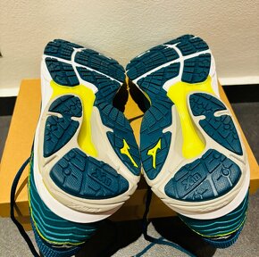 Běžecké boty Mizuno Wave Prodigy 3 - 4