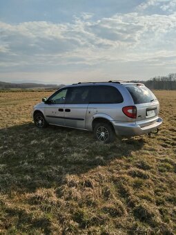 2003 Dodge Grand Caravan 3.3 V6 7 míst sleva - 4
