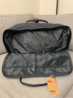 Prodám batoh značky Fjällräven Kanken Weekender Army Blue - 4