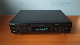TECHNICS CD PŘEHRÁVAČ - 4