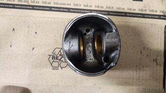 Volvo D3,4,5 V90, XC90, XC60, XC40, V70 pisty + vstriky - 4