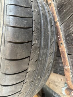 Mercedes-Benz 265/45 R20 - 4
