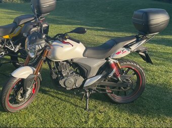 Keeway rkv 125 - 4
