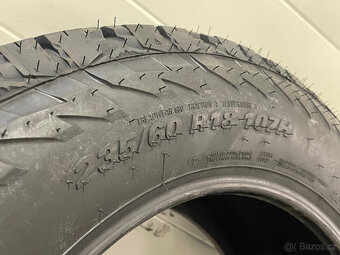 Kumho Road Venture AT52 235/60 R18 107H XL 4Ks celoroční - 4