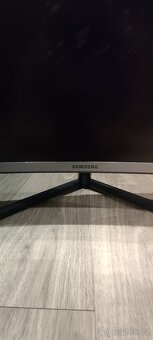 Monitor 32" Samsung U32R590 - 4