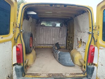 Renault Master 2.5 - 4
