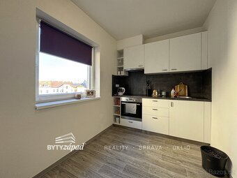 Pronájem bytu 1+kk, 30 m2 v novostavbě bytového domu v ulici - 4