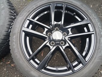 Prodám sadu ALU kol Rial 215/50R17 zimní - 4