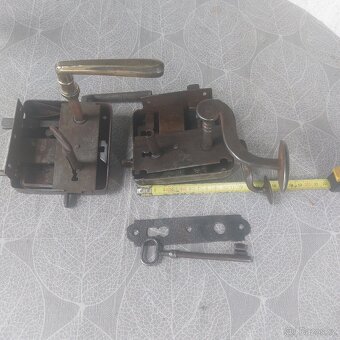 Staré krabicové zámky kompletní-2kusy. - 4