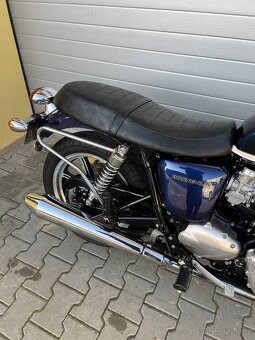 Triumph Bonneville SE - 4