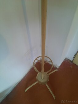 ČSSR Retro kovový věšák výška 2m - 4