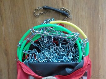 SNĚHOVÉ ŘETĚZY - 4