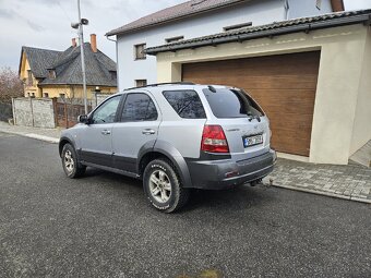 KIA SORENTO 2.5CRDI 4X4 - 4