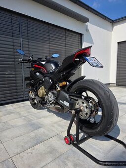 Ducati Streetfighter V4S - 4