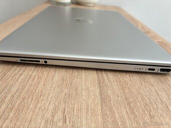 Prodám notebook HP ve skvělém stavu - 4