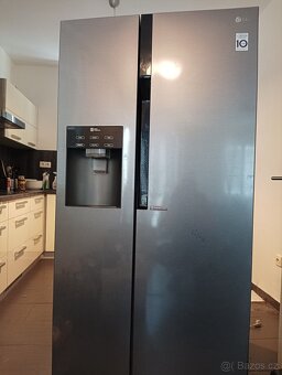 Americká lednice s mrazákem LG - 4
