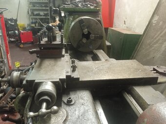 Soustružnické práce, frézování hlav motoru - 4