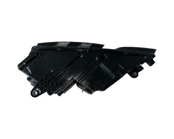 Pravý přední halogen 5E1941016C Škoda Octavia 3 FL r.v. 2019 - 4