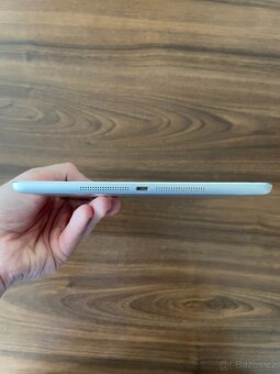 iPad Air 1. generace (32gb) - 4