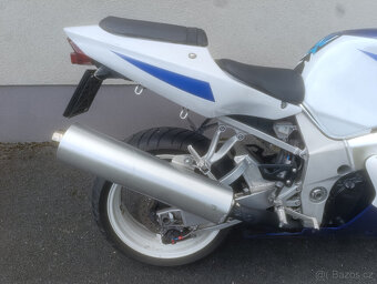 SUZUKI GSX-R 750 - 4