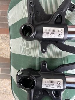 Indian ftr S 2022 ZF podvozok komplet - 4
