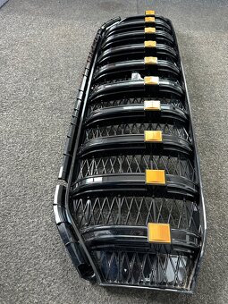 Hyundai SantaFe maska - 4