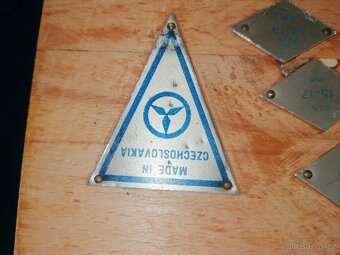 Dřevěná krabíčka na ukládání zkumavek. - 4