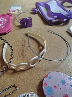 Doplňky k časopisům WITCH, top dívky, bravo - 4