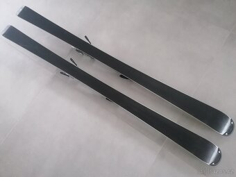 Prodám lyže Völkl SL Racetiger. Velikost 150cm. - 4