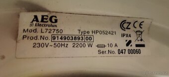 Pračka a sušička AEG na servis pro kutila za odvoz - 4