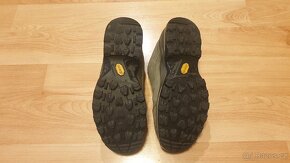 Boty Lowa Renegade s Gore-tex vel.39 - 4