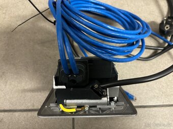 Elektrická zásuvka Pop-Up Legrand. - 4