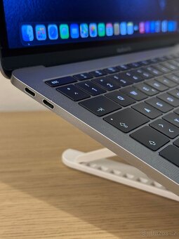 MacBook Pro 2017 - NOVÁ BATERIE 🔋 - 4